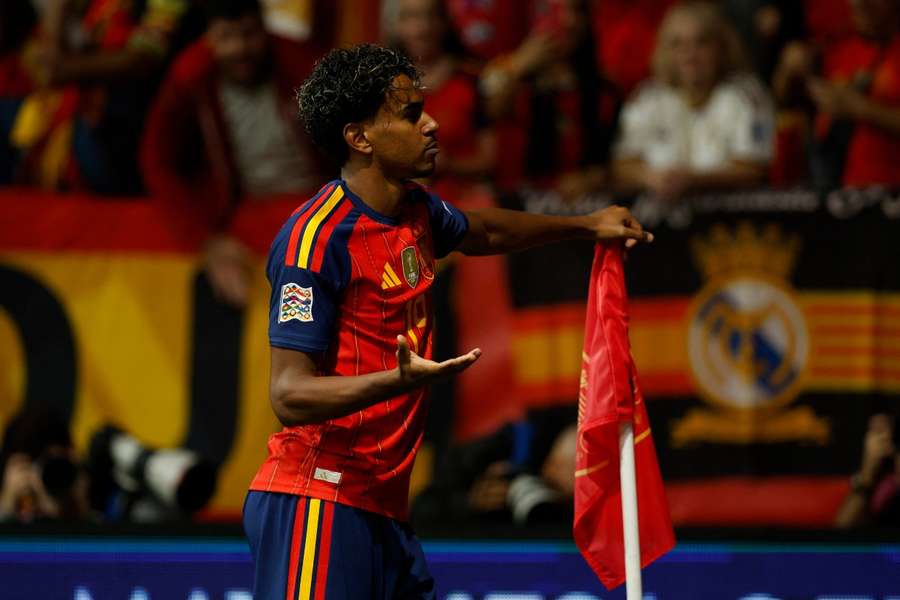 Lamine Yamal celebra su gol en Oviedo ante la República Checa Lamine Yamal celebra su gol en Oviedo ante la República Checa