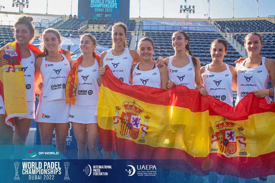 España, campeona del mundo de pádel femenino en Dubai al derrotar a Argentina por 2-0