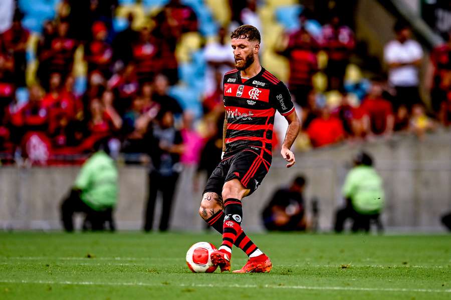 Léo Pereira é uma das referências defensivas do Flamengo