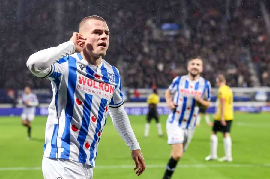 Václav Sejk slaví gól v zápase s Bredou. Václav Sejk slaví gól v zápase s Bredou.