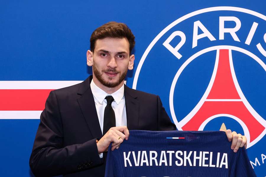 Khvicha Kvaratskhelia en el PSG