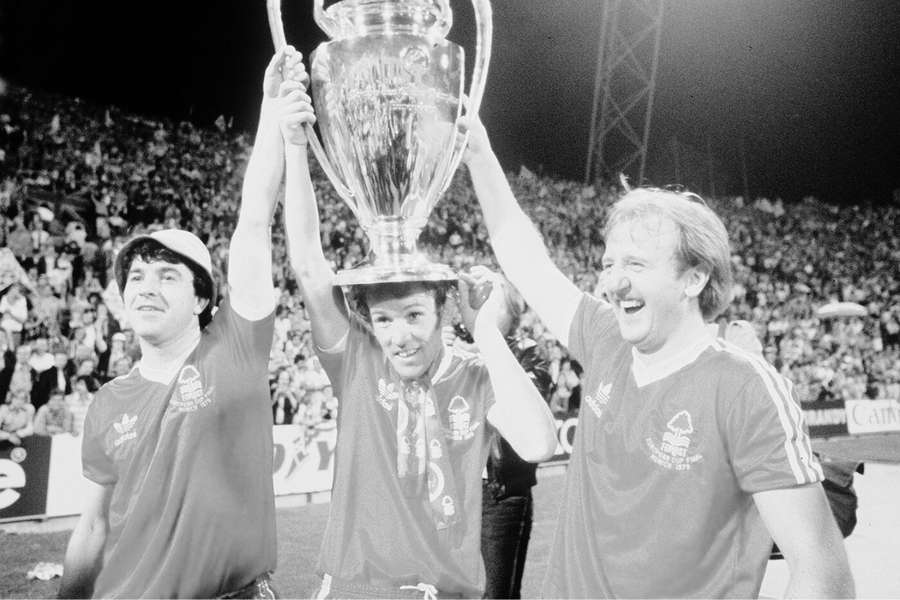 Robertson (l.) feierte 1979 den Gewinn des Europapokals Robertson (l.) feierte 1979 den Gewinn des Europapokals