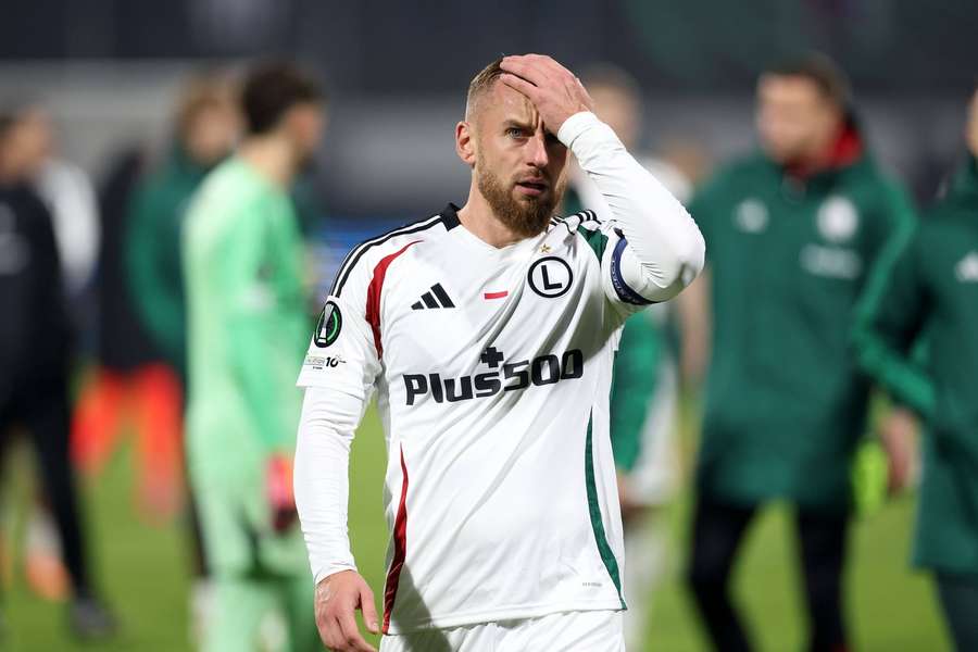 Augustyniak: "Niech ten rok się skończy". Ale nie kończy się, Legia o mecz od antyrekordu Augustyniak: "Niech ten rok się skończy". Ale nie kończy się, Legia o mecz od antyrekordu