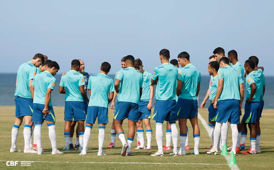 Brasil vai em busca da segunda vitória no Sul-Americano Brasil vai em busca da segunda vitória no Sul-Americano