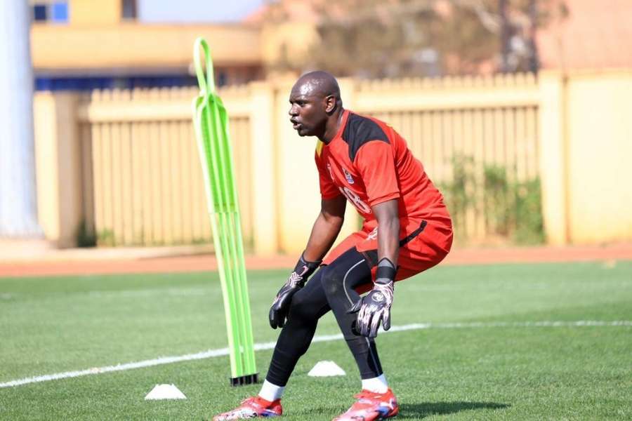 Denis Onyango trains with the Uganda squad Denis Onyango trains with the Uganda squad