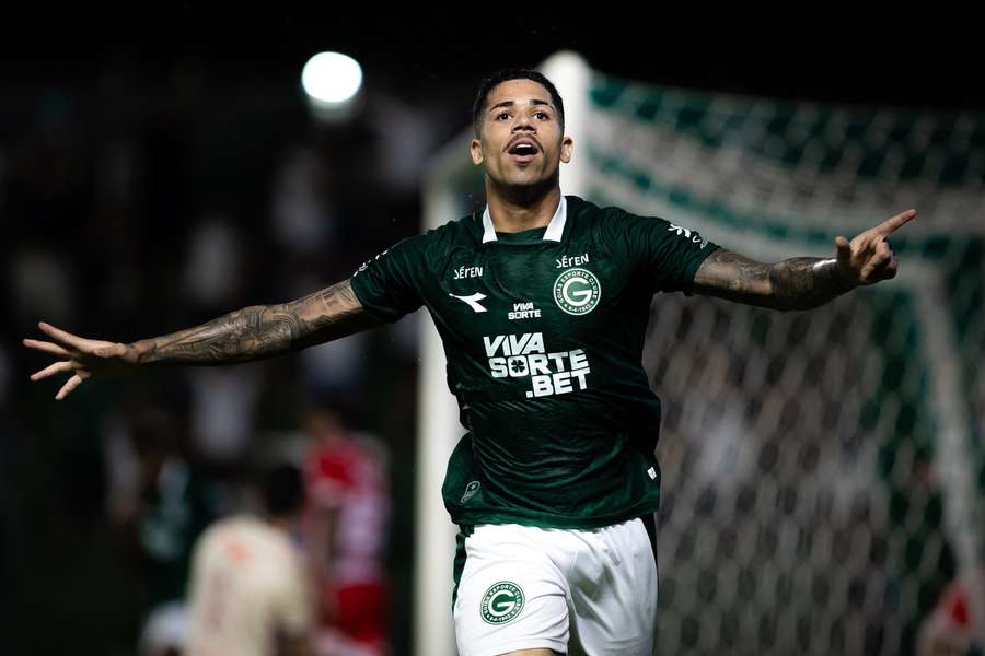 Diego Caito é o novo reforço do Grémio Diego Caito é o novo reforço do Grémio