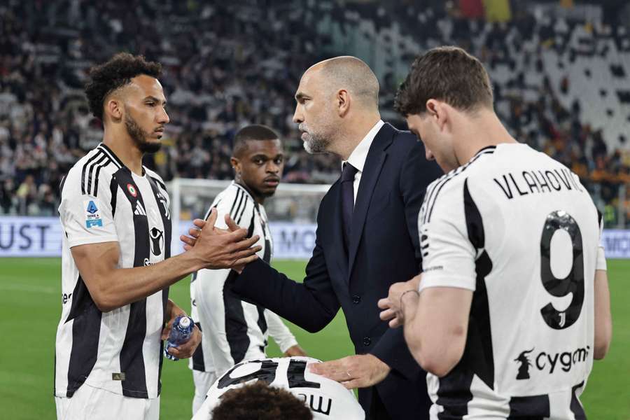 Igor Tudor carica i suoi giocatori prima di Juventus-Lecce