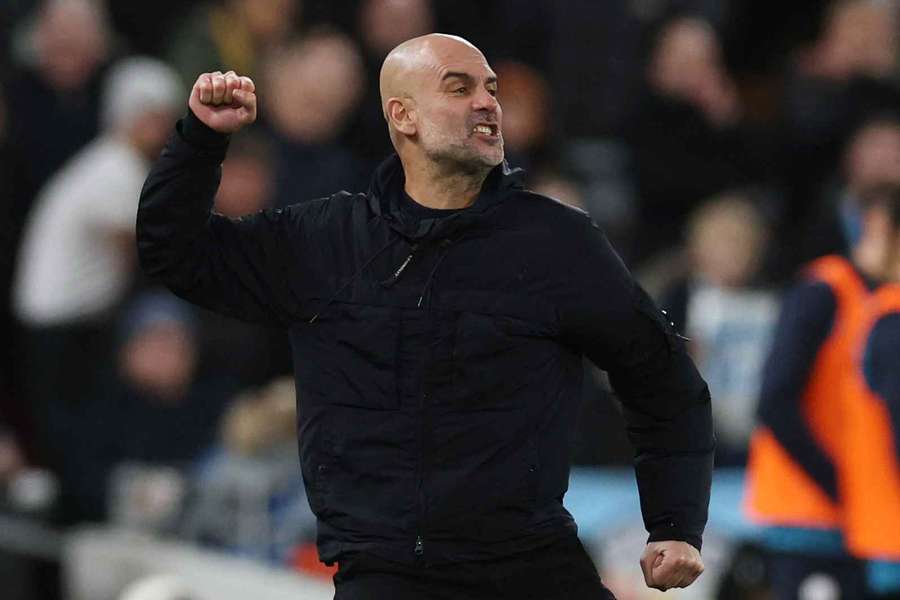 'Come on ref!' - Pep Guardiola hits out at officials after late Man City dramatics 'Come on ref!' - Pep Guardiola hits out at officials after late Man City dramatics