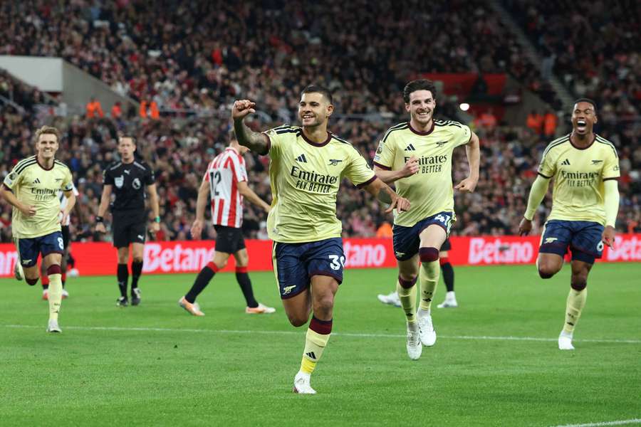 Bruno Guimarães festeja pelo Arsenal Bruno Guimarães festeja pelo Arsenal