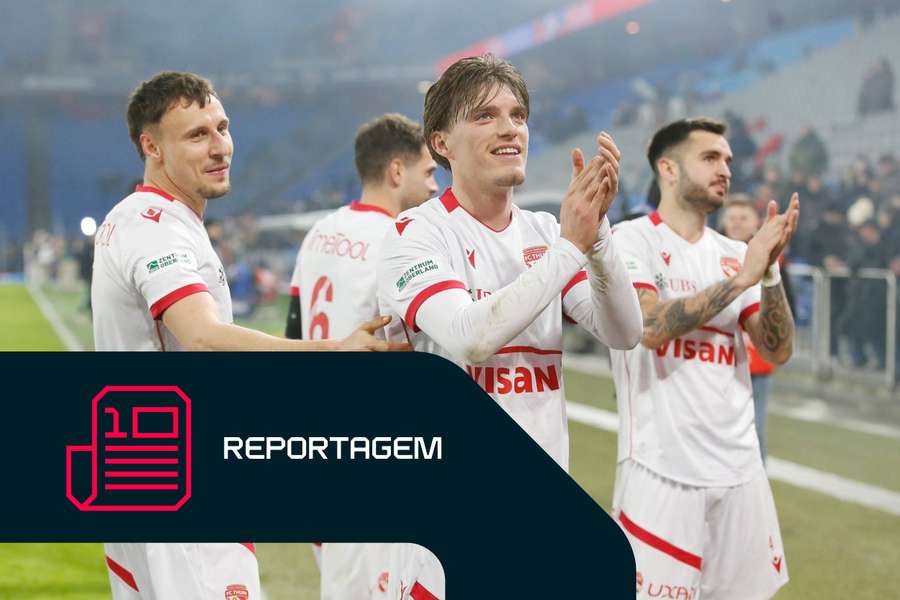 Dominik Franke e Justin Roth celebram a surpreendente vitória do FC Thun frente ao FC Basileia