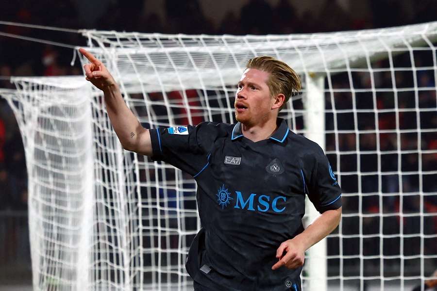 Kevin De Bruyne celebrates Kevin De Bruyne celebrates