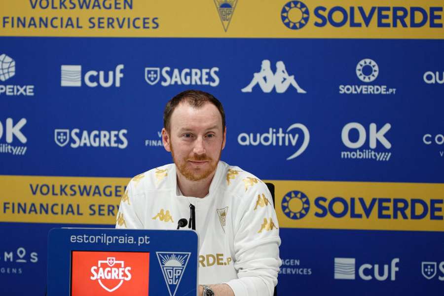 Ian Cathro, treinador do Estoril