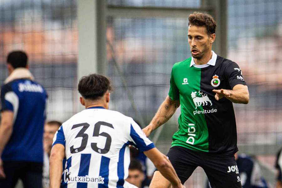Canales voltou a jogar pelo Racing 16 anos depois Canales voltou a jogar pelo Racing 16 anos depois