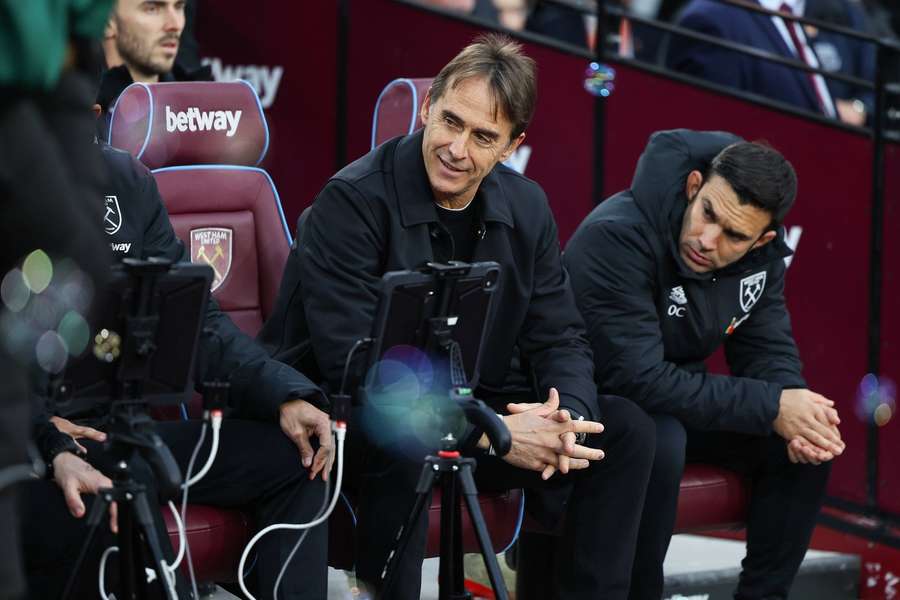 Lopetegui refuses to buckle as West Ham pressure mounts