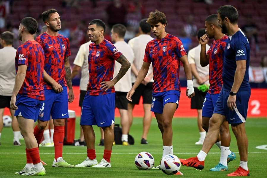 João Félix ainda não jogou um único minuto pelo Atlético, nem na pré-época nem na LaLiga