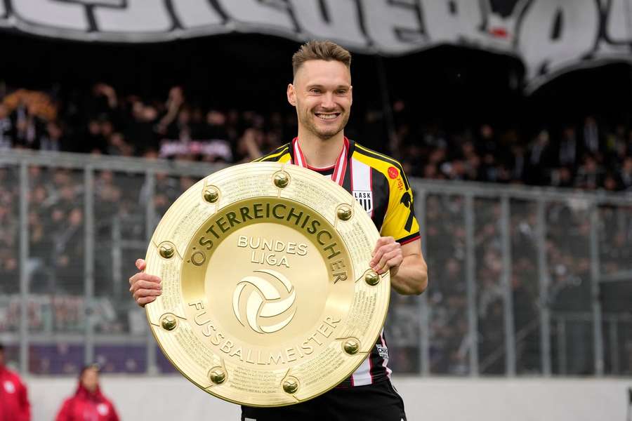Maximilian Entrup wechselt als Meister nach Deutschland Maximilian Entrup wechselt als Meister nach Deutschland