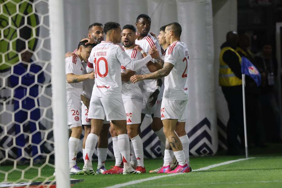 Internacional comemora triunfo importantíssimo em Bragança Paulista