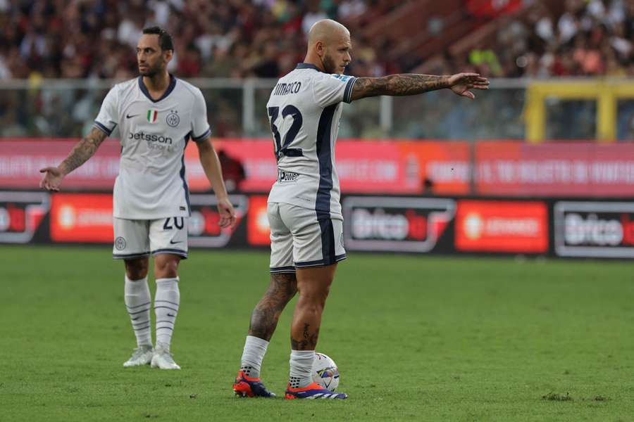 Federico Dimarco (centru) va rata meciul cu Feyenoord