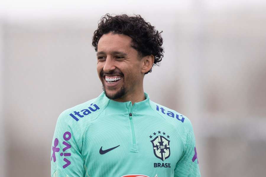 Marquinhos treinou normalmente com a Seleção Brasileira nesta quinta (17)