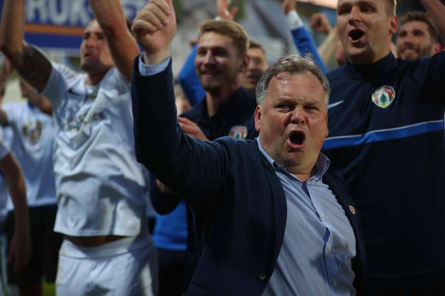 Tomasz Tułacz wywalczył historyczny awans Puszczy Niepołomice do Ekstraklasy 