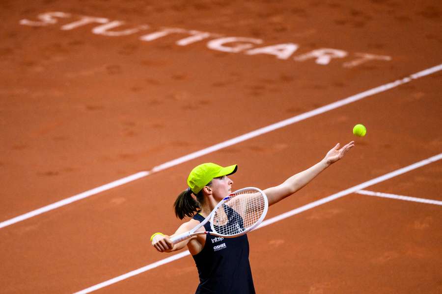 Tenis Flash: Zieliński gra o ćwierćfinał, Fręch czeka mecz z Pegulą