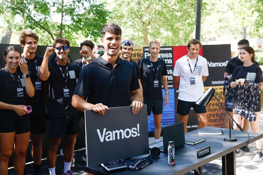 Carlos Alcaraz, în timpul unui eveniment desfășurat recent la Madrid
