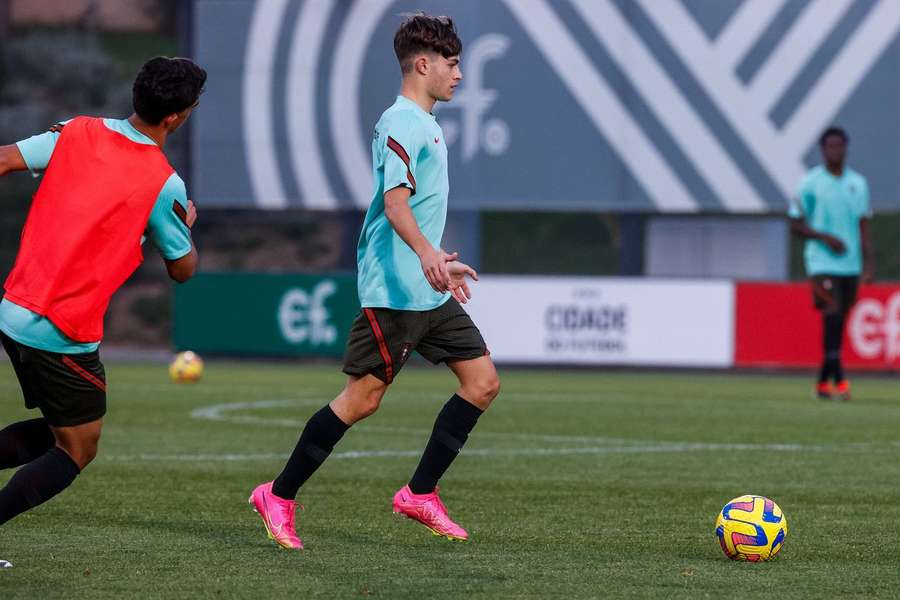 Portugal prepara Europeu sub-17 na Cidade do Futebol