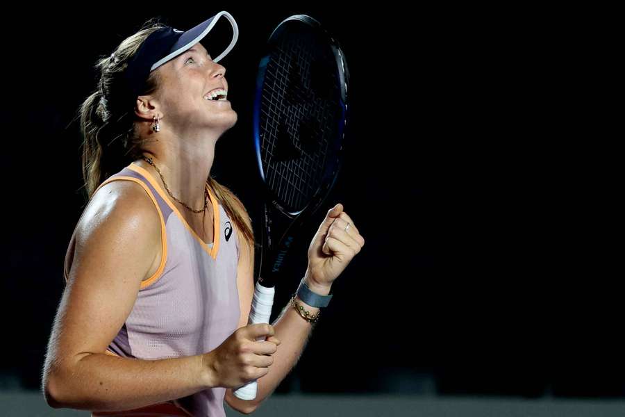 Olivia Gadecki tumba a Danielle Collins en el Abierto de Guadalajara.