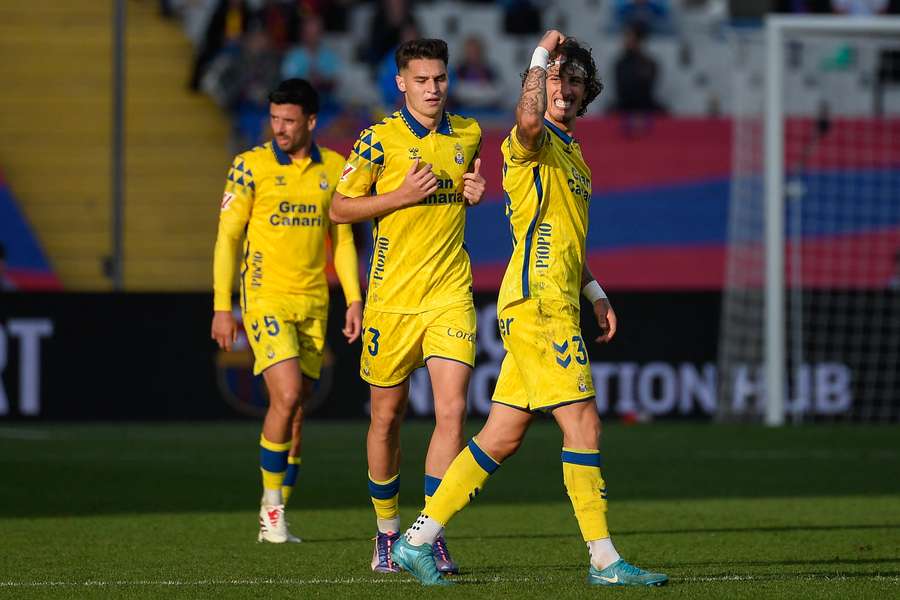 Fabio Silva celebrates his goal