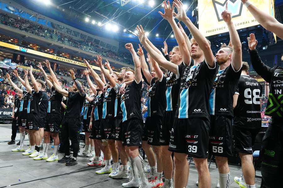 Mladá Boleslav slaví titul.