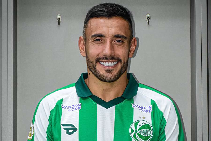 Alan Ruschel dará sequência à sua história no clube onde foi revelado