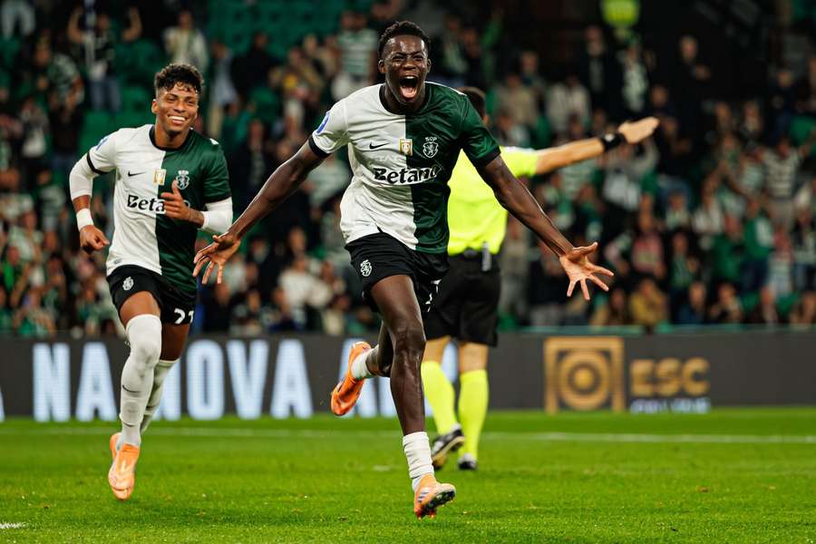 Blopa brilhou na estreia Blopa brilhou na estreia