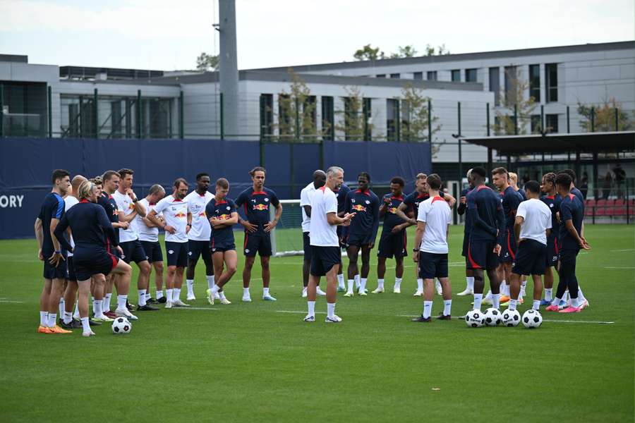 Mit Leverkusen wartet ein schwerer Auftaktgegner auf RB Leipzig.