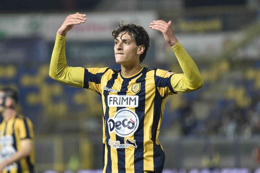 Romano Floriani com a camisola da Juve Stabia