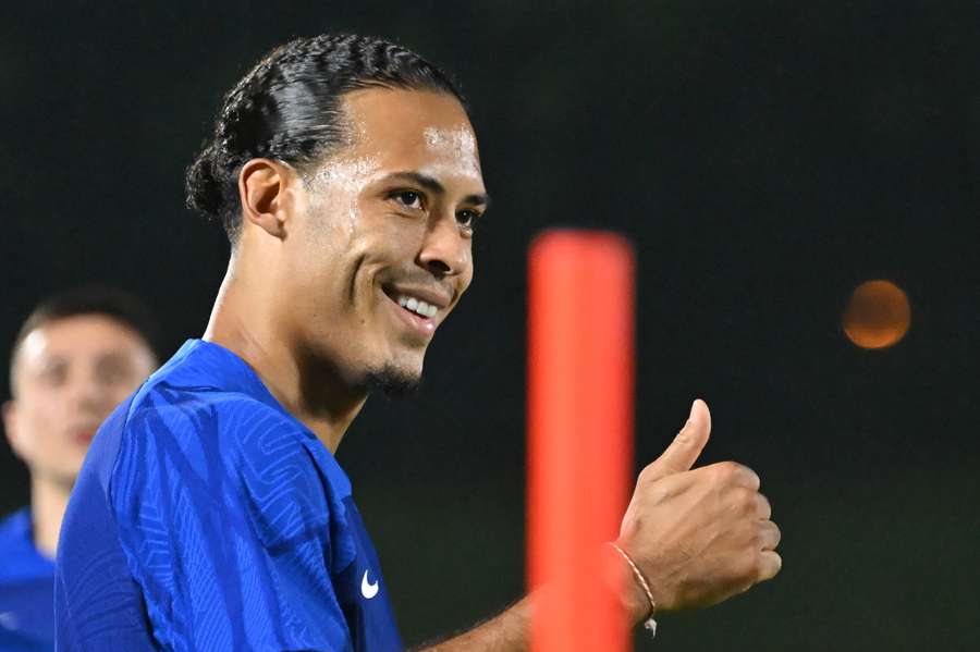 Van Dijk in Netherlands training