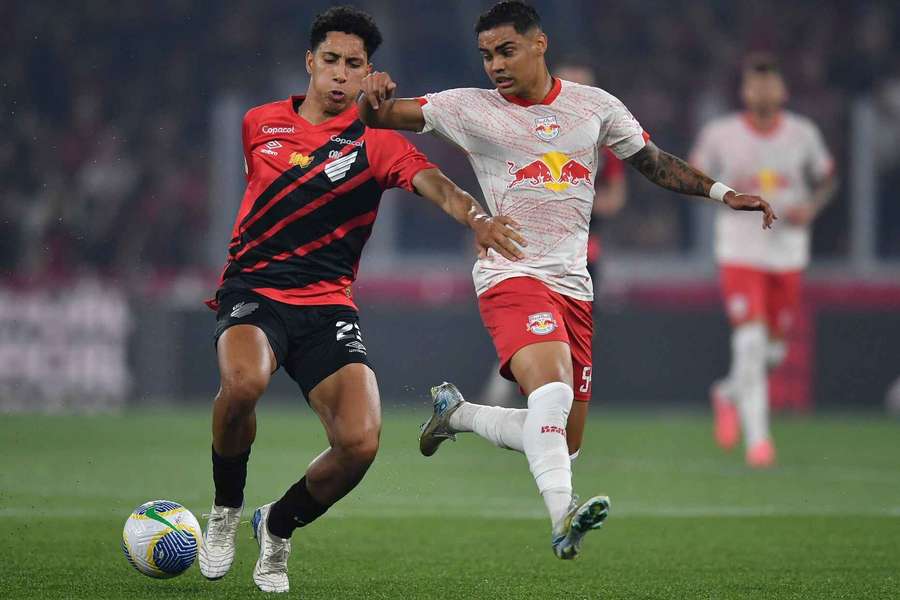 O Braga levou a melhor no último encontro com o Furacão O Braga levou a melhor no último encontro com o Furacão