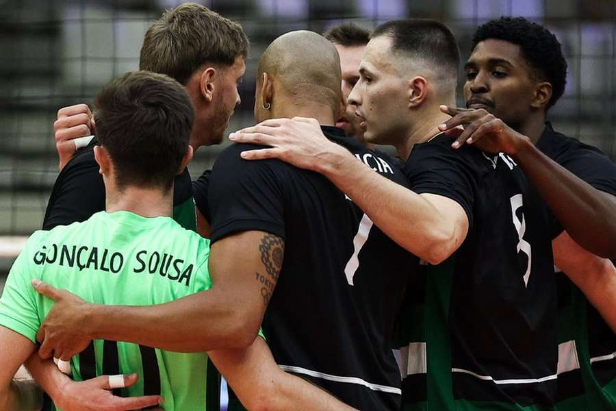 Leões celebram triunfo em Espinho