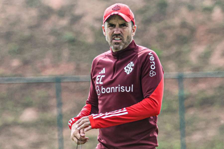 Coudet deixou o comando do Inter após quase um ano