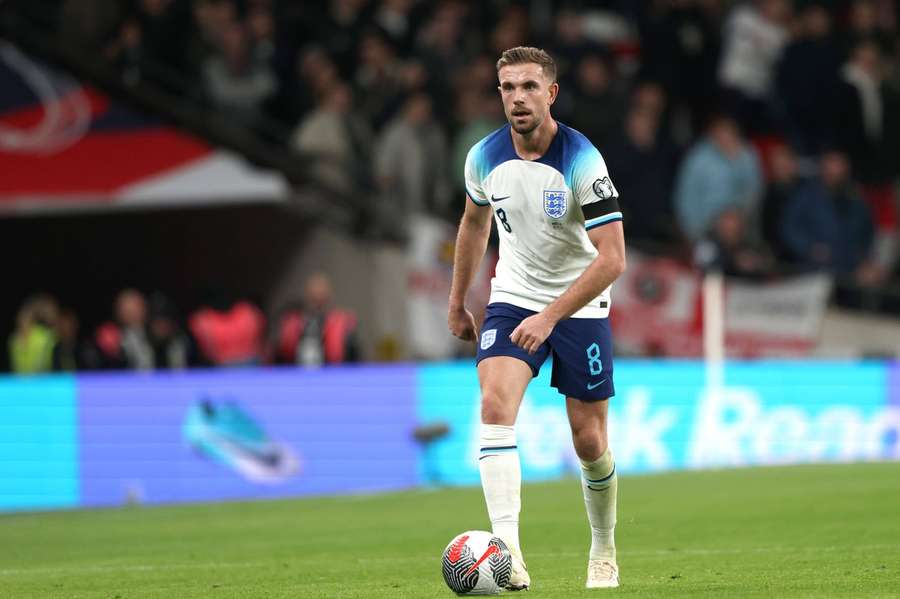 Henderson speelde al 81 wedstrijden voor Engeland, maar hoopt ook op het EK in actie te komen Henderson speelde al 81 wedstrijden voor Engeland, maar hoopt ook op het EK in actie te komen