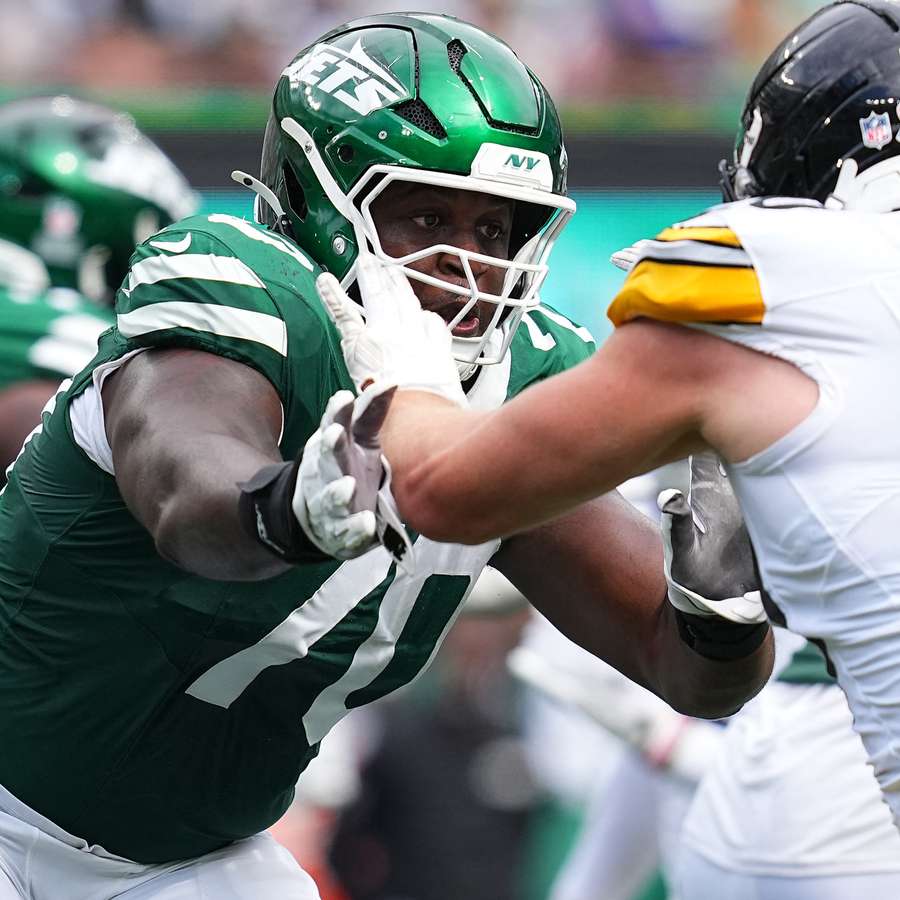 Jets RT Armand Membou