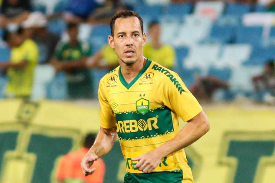 Rodriguinho tinha contrato com o Cuiabá até o fim do ano