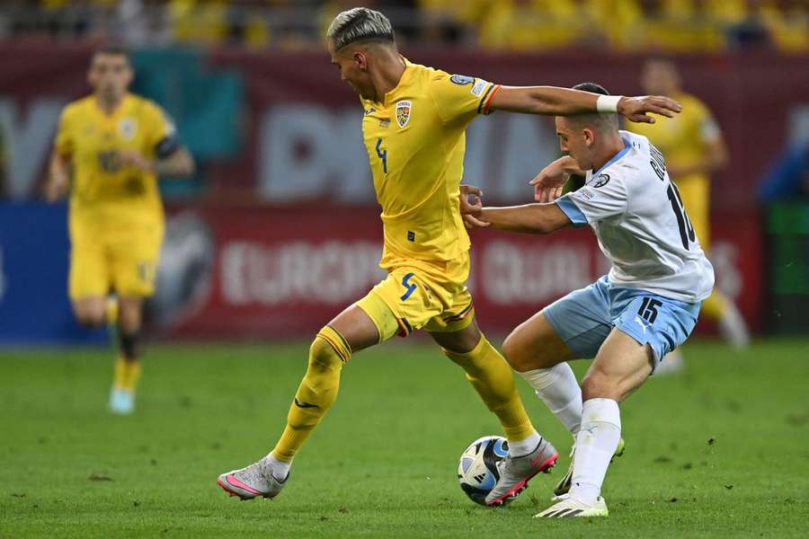 Le match Roumanie-Kosovo a duré 17 minutes avant la pause.