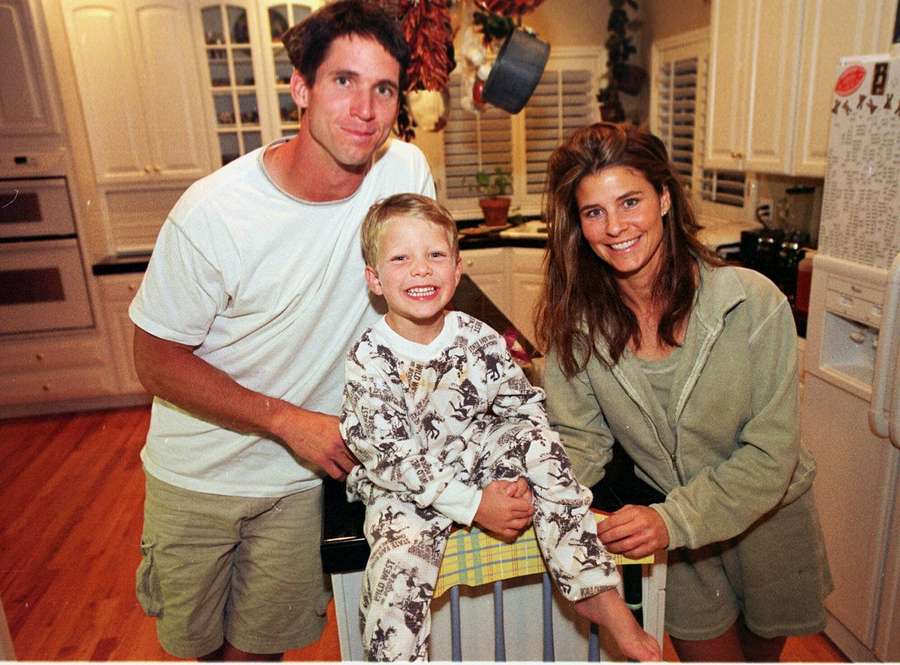 Ed og Christian McCaffrey på et familiefoto i 2000.