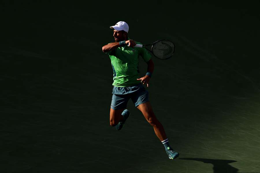 Djokovic sigue adelante en Indian Wells.