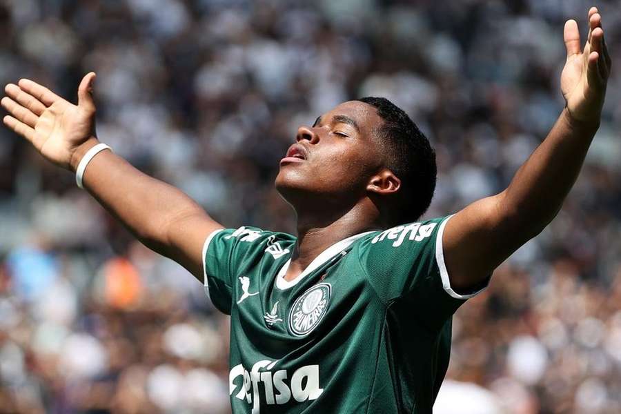 Abel Ferreira lembrou que Endrick tem apenas 16 anos e mostrou-se confiante de que o jovem vai voltar a marcar em breve