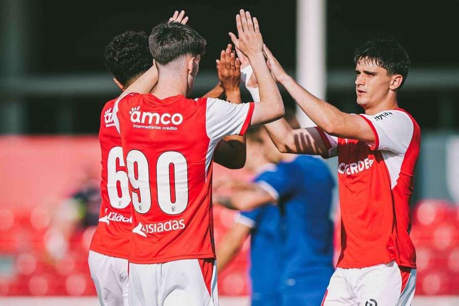 Pau Victor festeja o golo Pau Victor festeja o golo