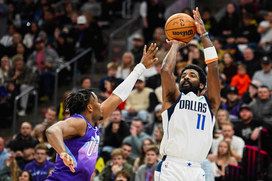 Kyrie Irving war mit 30 Zählern bester Werfer der Partie.