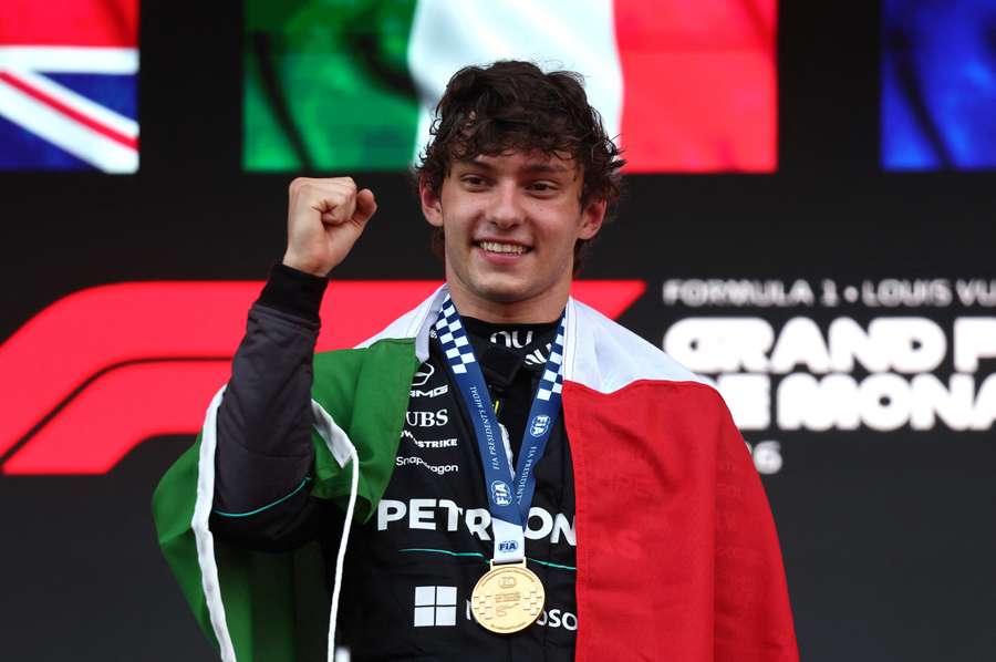 Kimi Antonelli vira grande favorito ao título da F1 Kimi Antonelli vira grande favorito ao título da F1