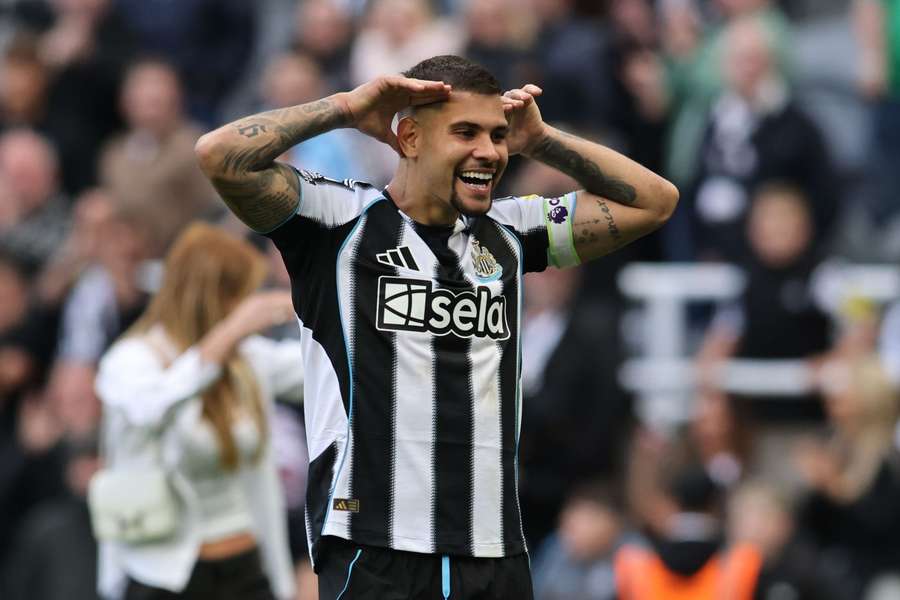 Bruno Guimaraes se ha unido al Arsenal, campeón de la Premier League Bruno Guimaraes se ha unido al Arsenal, campeón de la Premier League