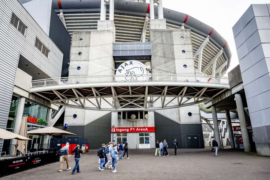 De Johan Cruijff ArenA vóór het restant van Ajax-Feyenoord